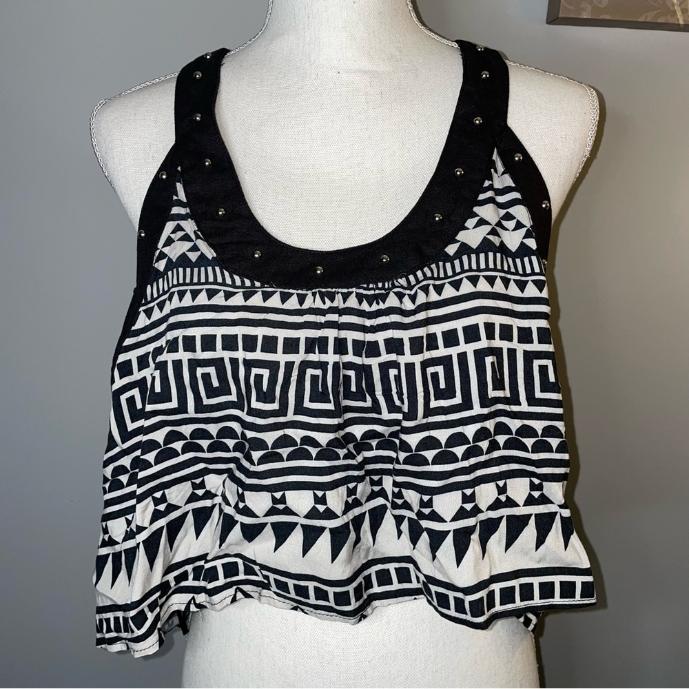 NWT Paper Heart Aztec Cropped Tank Top